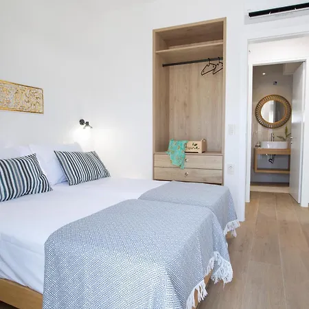 Armiriki-private Sea Access Villa