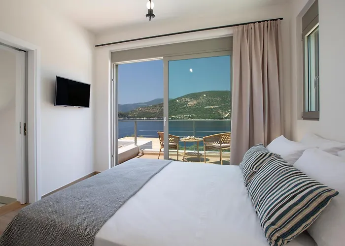 Villa Armiriki-private Sea Access